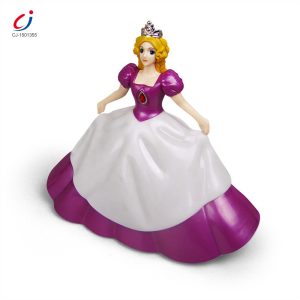 Robotas princesė šviečia ir šoka